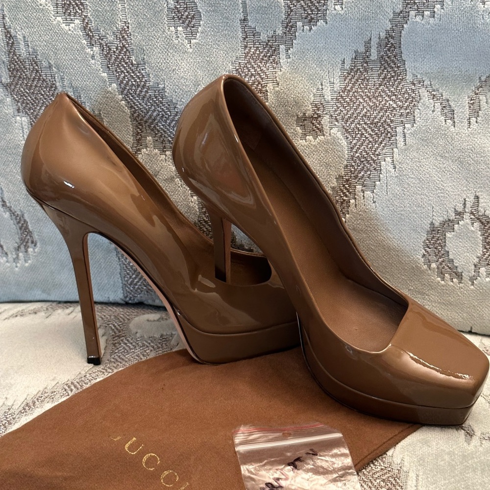 Gucci ๐ Good condition ๐คฉ - Picture 3 of 5